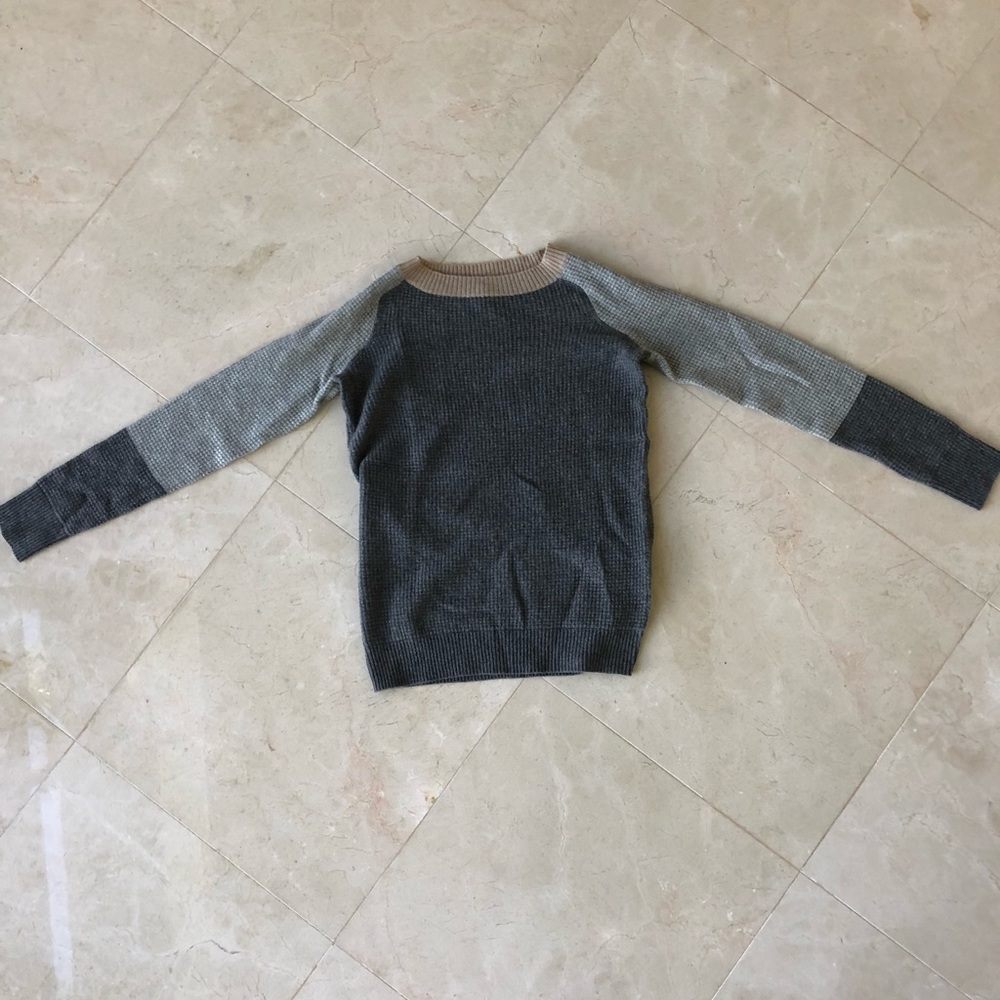 Grey knit sweater